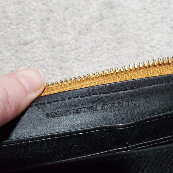 DIVINA FIRENZE Italian Leather Zip Around Wallet Pebble Mustard Gold 7.75 x 3.75 - Picture 10 of 12